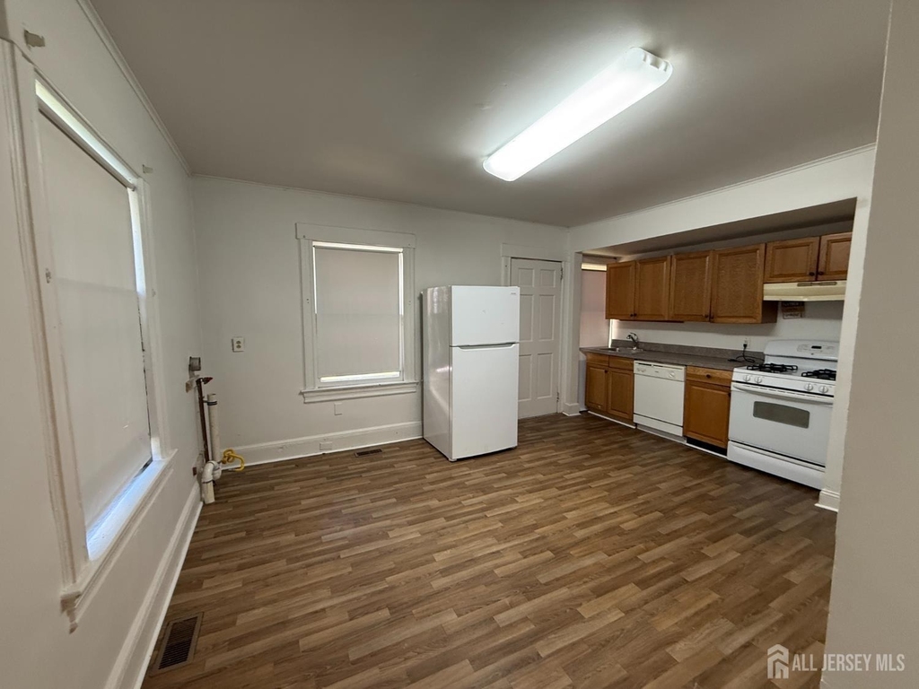 309 Dunellen Avenue - Photo 8
