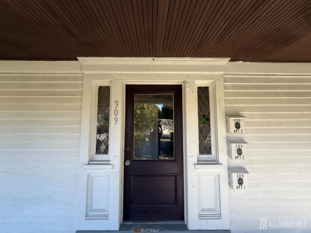 309 Dunellen Avenue - Photo 2
