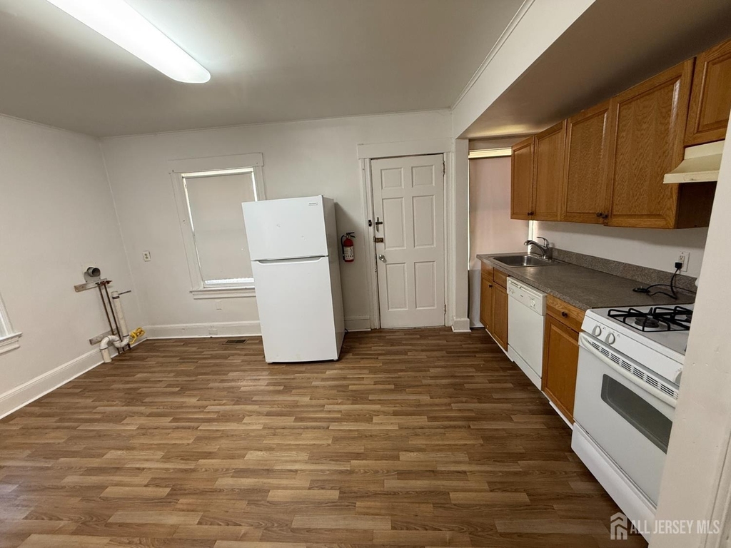 309 Dunellen Avenue - Photo 9
