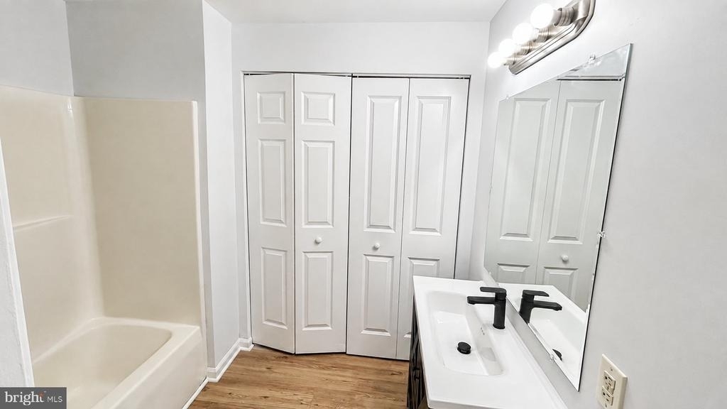 34 E 19th Street - Photo 10