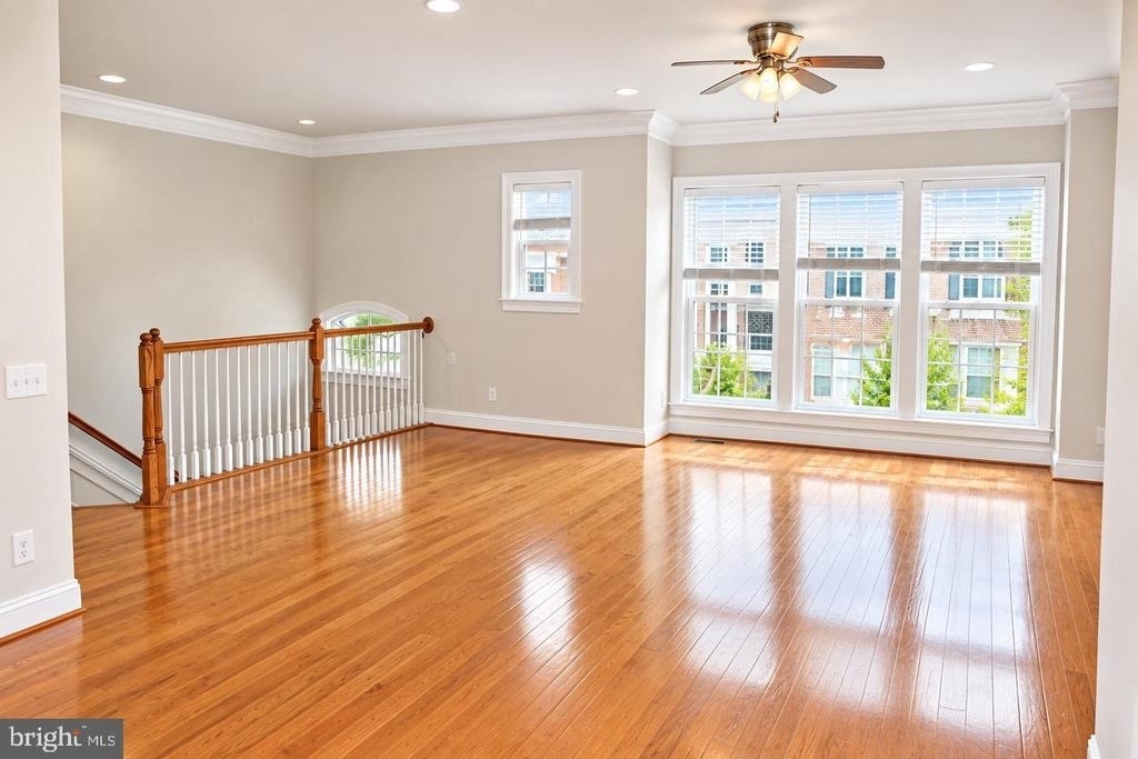 43555 White Cap Terrace - Photo 2