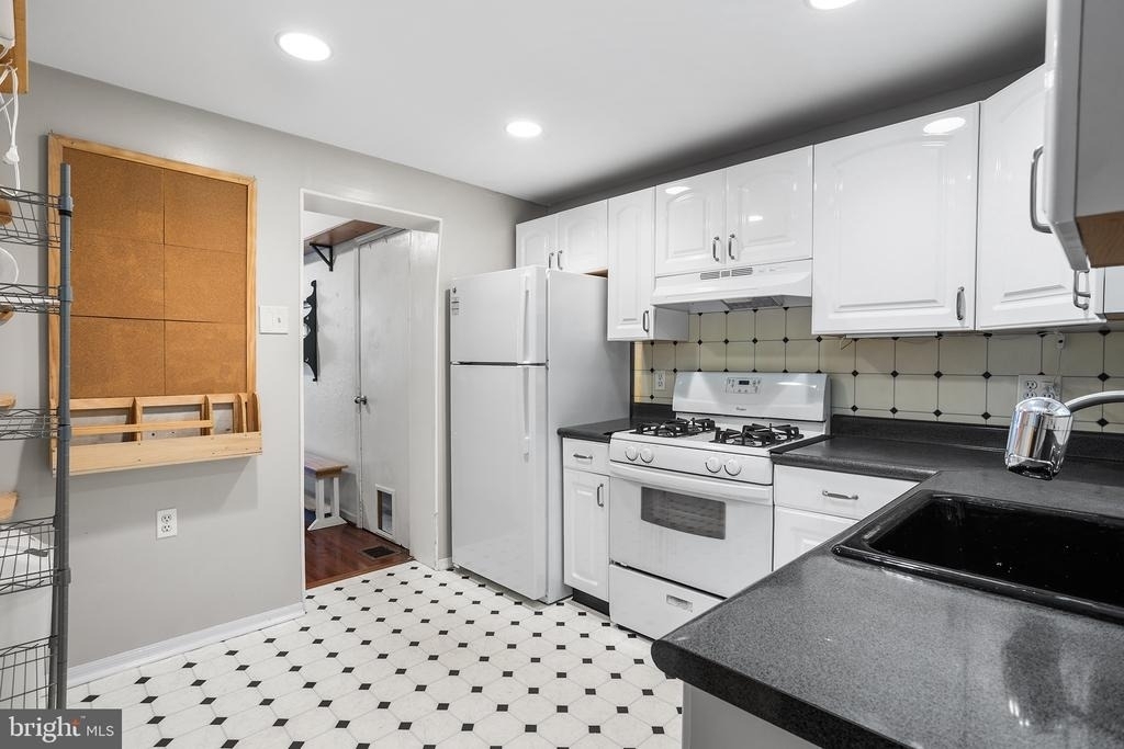 4617 Saint Davids Street - Photo 6