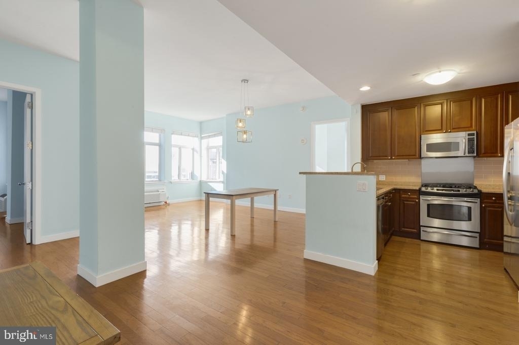 1900 Hamilton Street - Photo 2