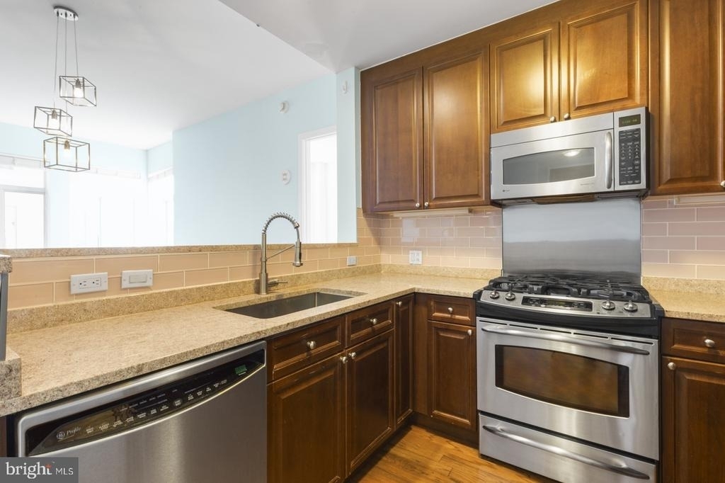 1900 Hamilton Street - Photo 6