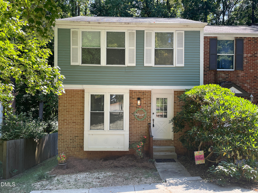 7328 Summerland Drive - Photo 0