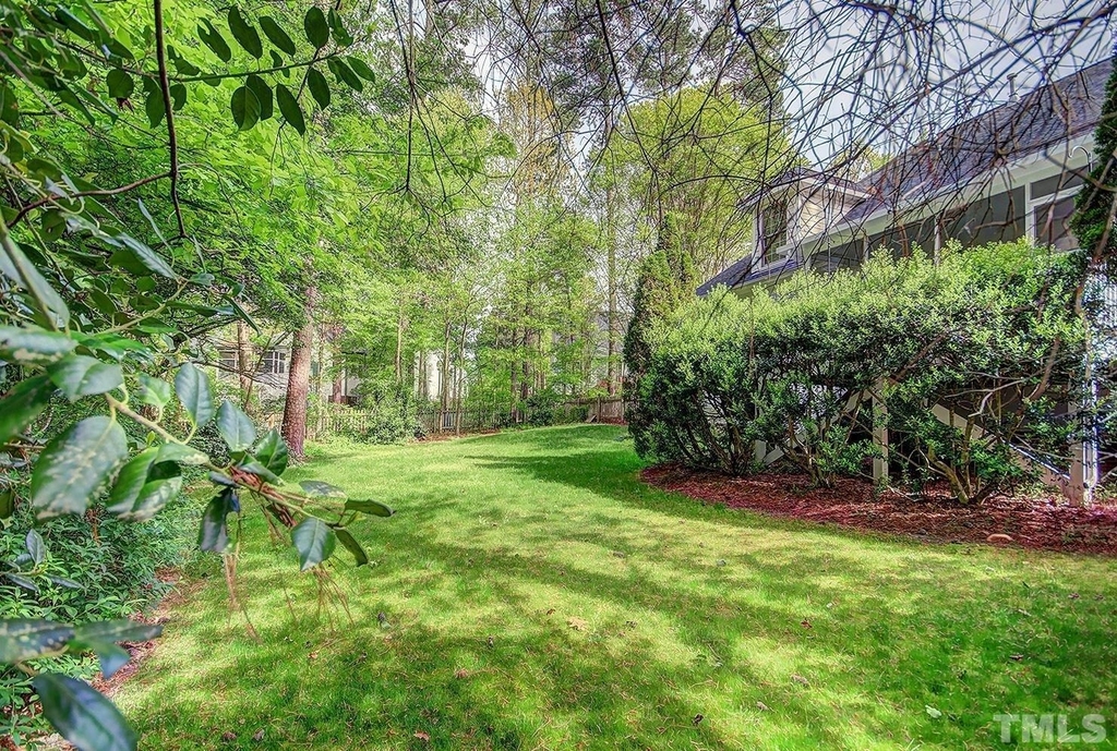 5215 Tahoe Drive - Photo 4