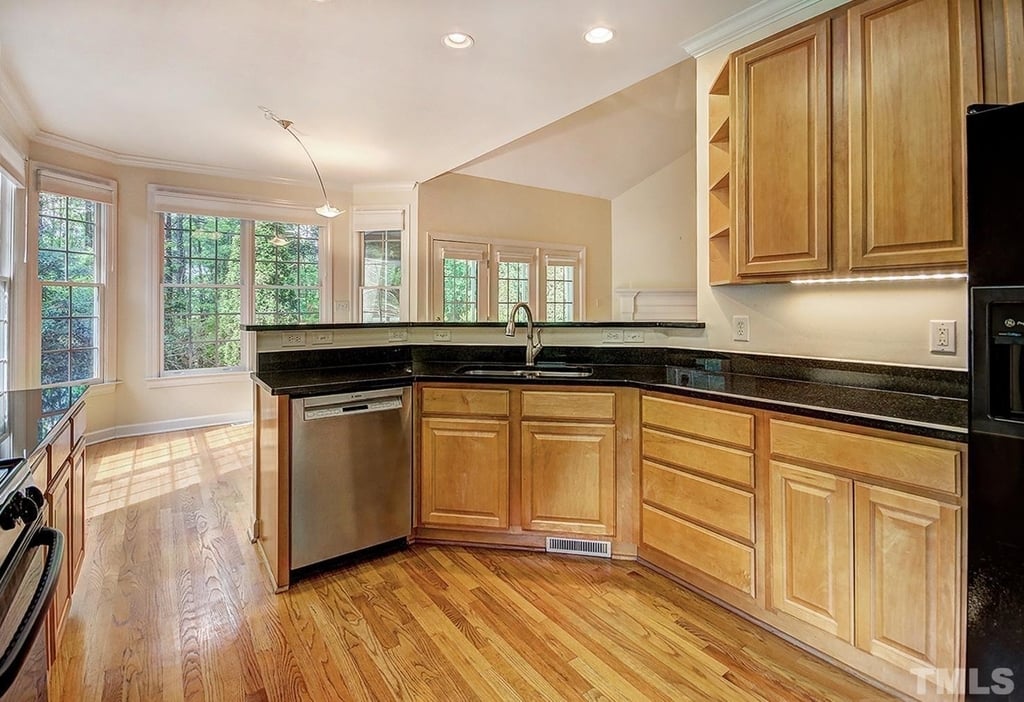 5215 Tahoe Drive - Photo 7