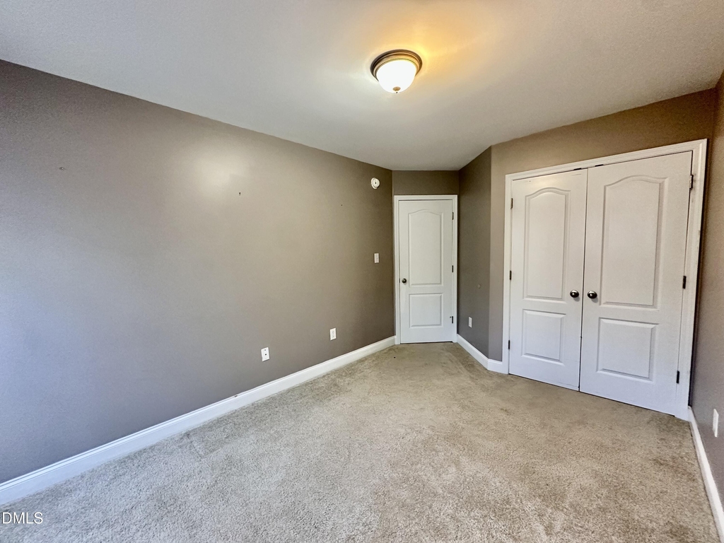 523 Village Loop Drive - Photo 19