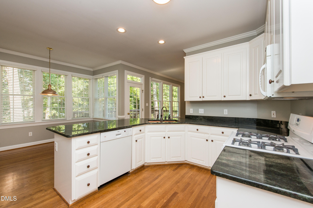 509 Autumngate Drive - Photo 5