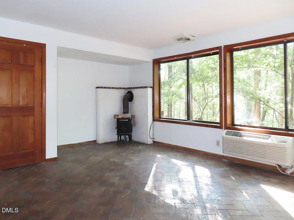 2279 Lystra Road - Photo 3