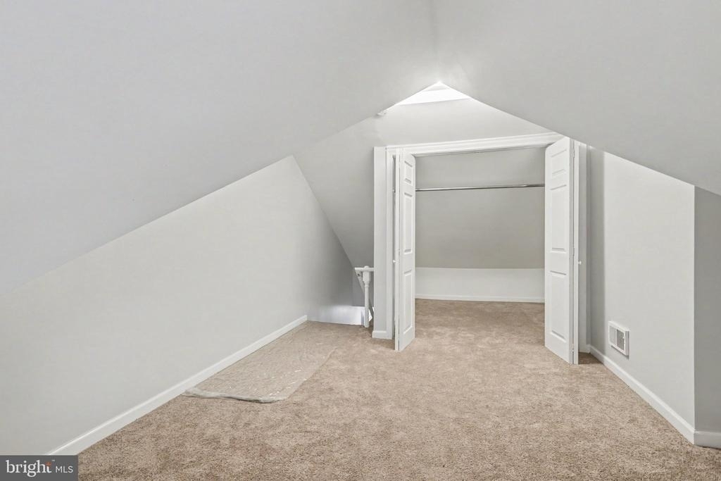 2105 Greenwood Street - Photo 12