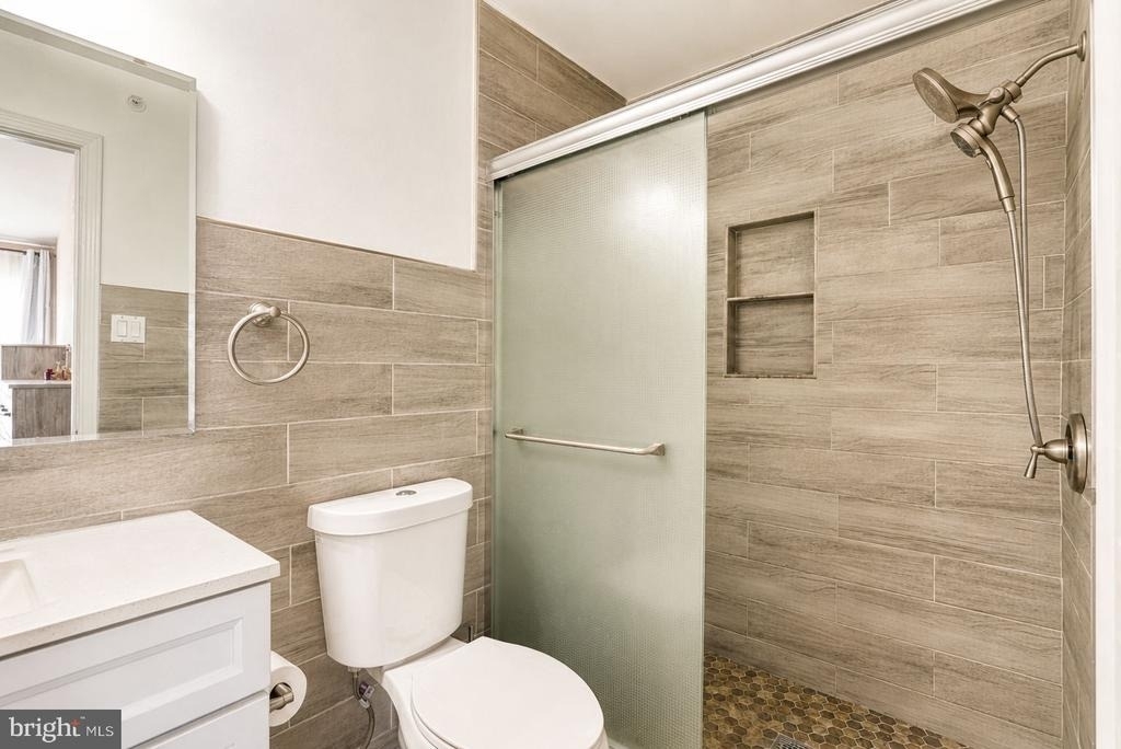 1101 Julian Drive W - Photo 29
