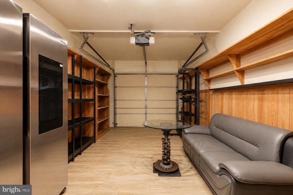 1101 Julian Drive W - Photo 43