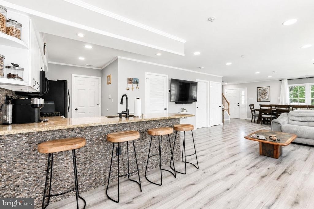 1101 Julian Drive W - Photo 19