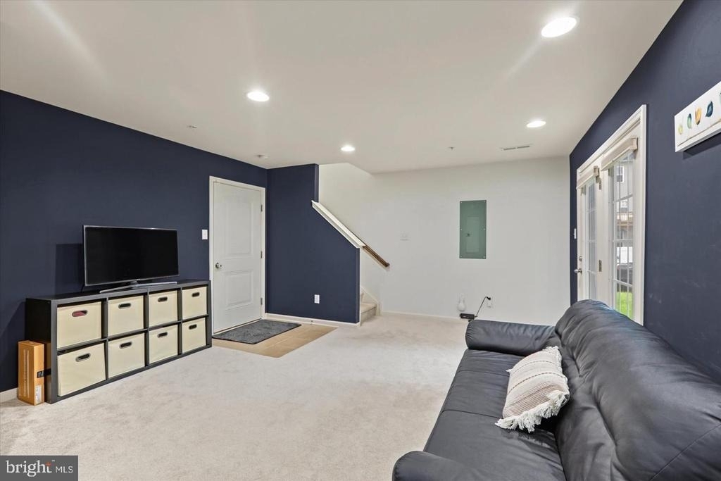 154 Mercer Court - Photo 13
