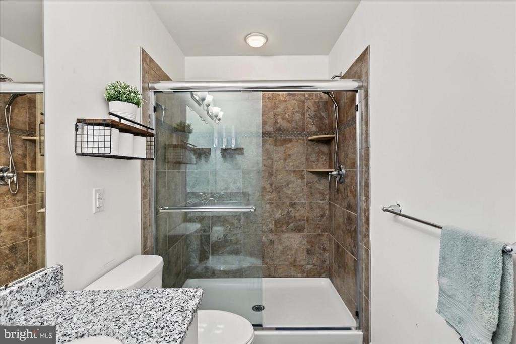 154 Mercer Court - Photo 8