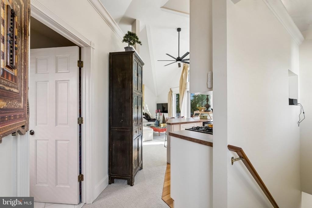503 1st Avenue - Photo 4