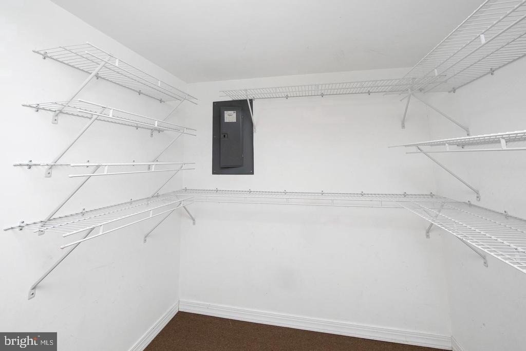 302 Allens Lane - Photo 31