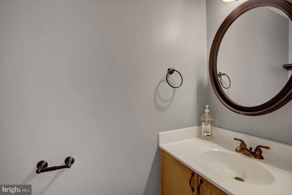 1153 Lindsay Lane - Photo 11