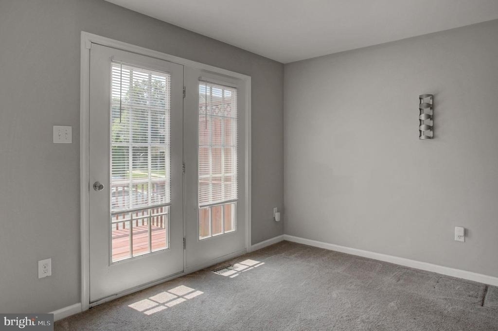 1153 Lindsay Lane - Photo 15