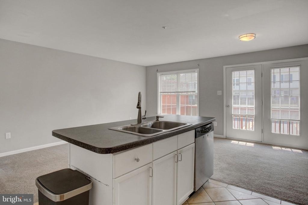 1153 Lindsay Lane - Photo 19