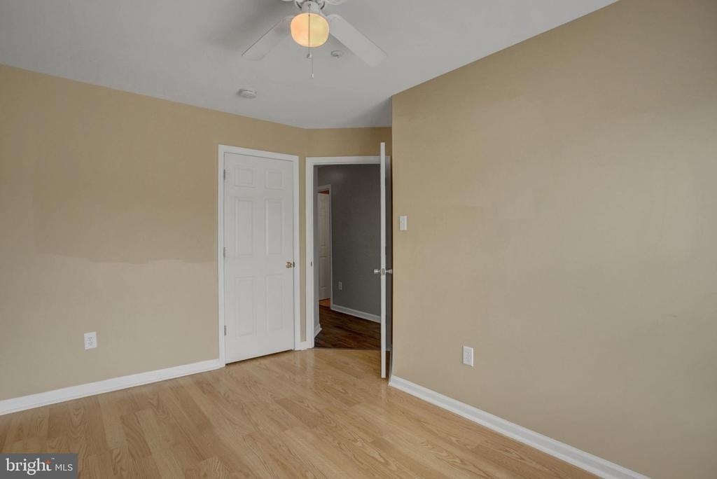 1153 Lindsay Lane - Photo 32