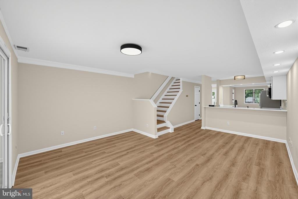 7 Queen Victoria Way - Photo 12