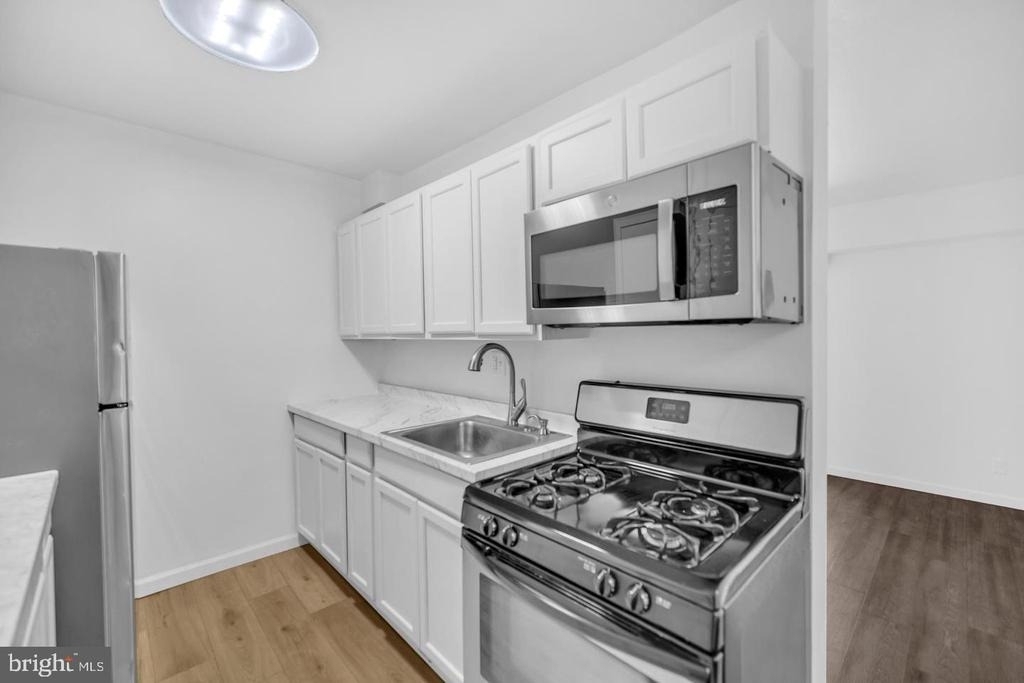 3009 Southern Avenue - Photo 6