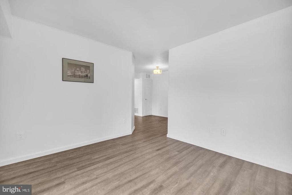 3009 Southern Avenue - Photo 2