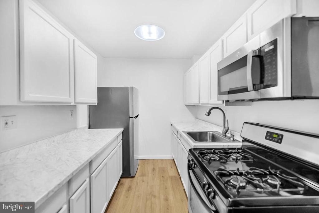 3009 Southern Avenue - Photo 5