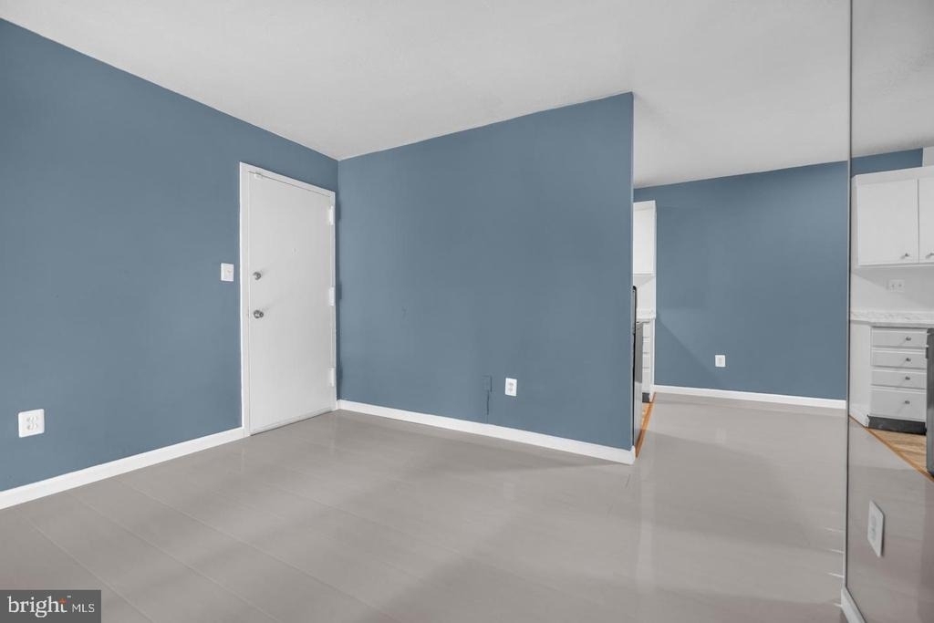 3009 Southern Avenue - Photo 1
