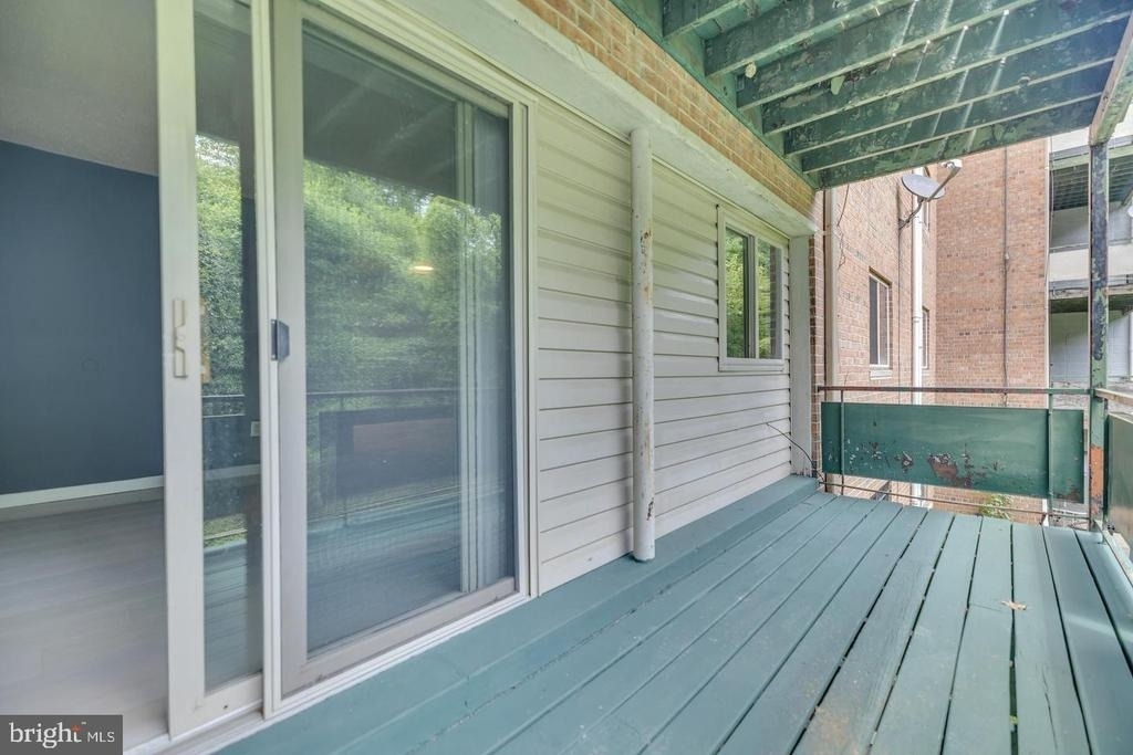 3009 Southern Avenue - Photo 2