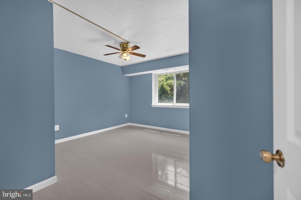 3009 Southern Avenue - Photo 10