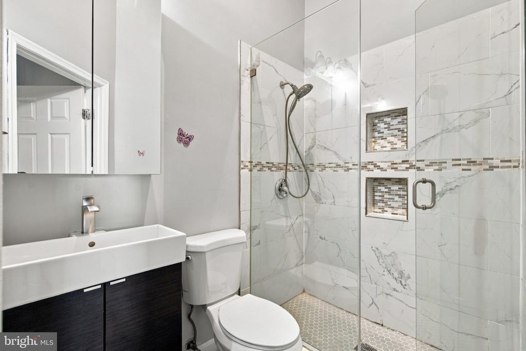 10907 Daniel Sim Court - Photo 15
