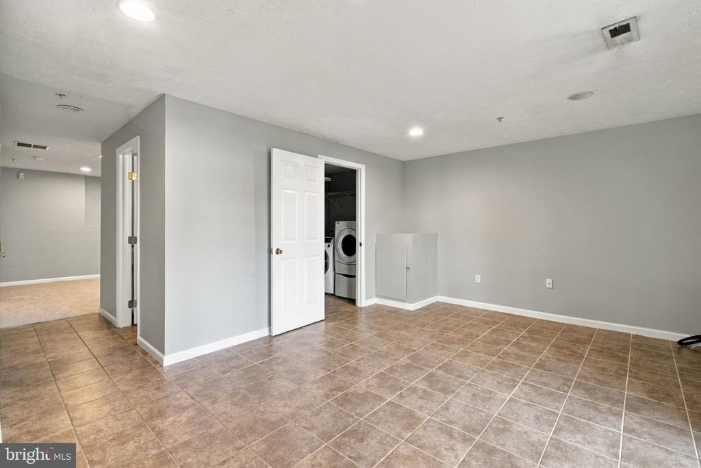 10907 Daniel Sim Court - Photo 24