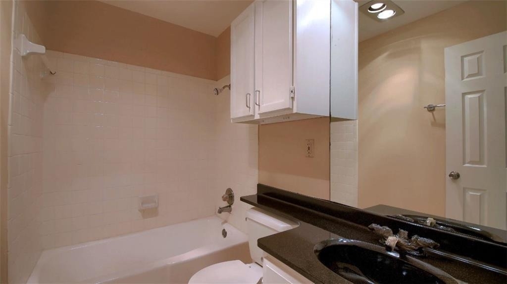 908 Poplar St - Photo 11