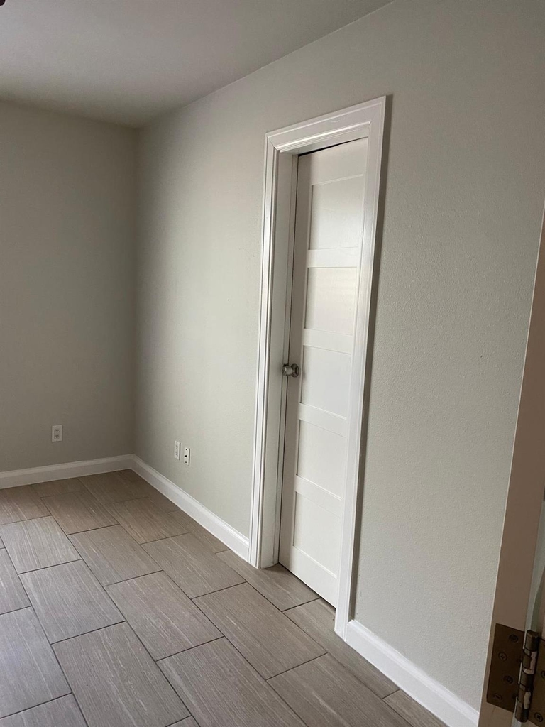 8017 Gessner Dr - Photo 14