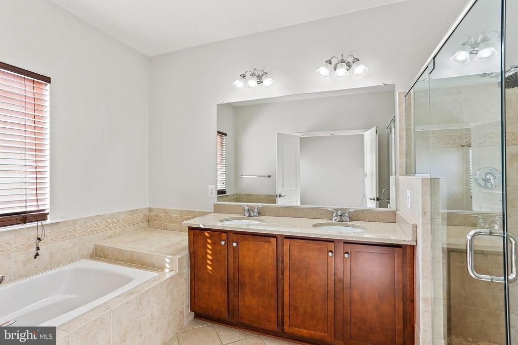 5807 Duncan Drive - Photo 6