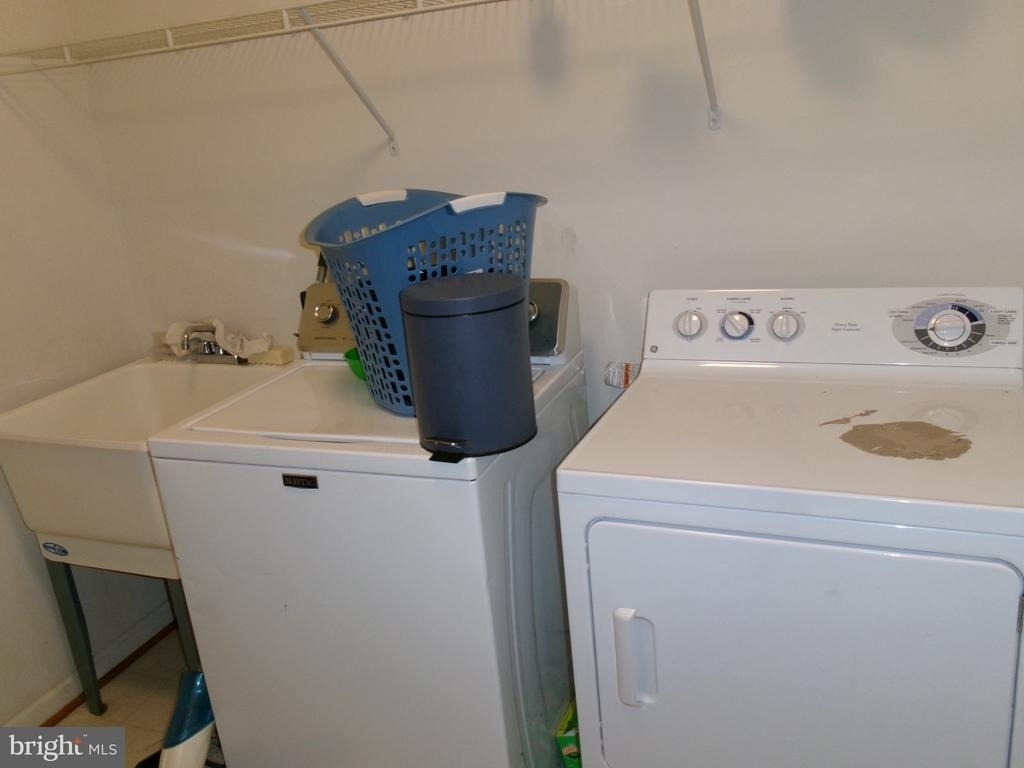 1358 Tralee Circle - Photo 16