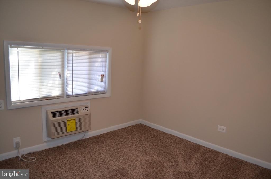4038 7th Street - Photo 4