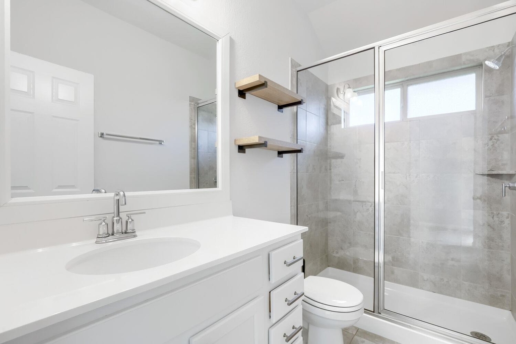 913 Medina Way - Photo 15