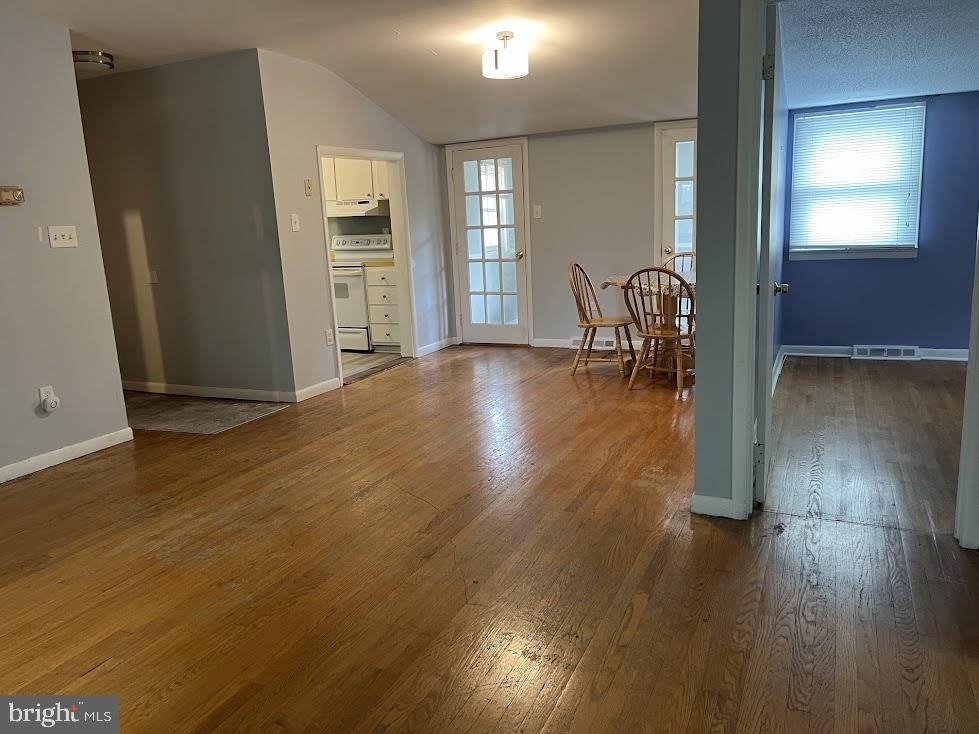 12324 Greenspring Avenue - Photo 3