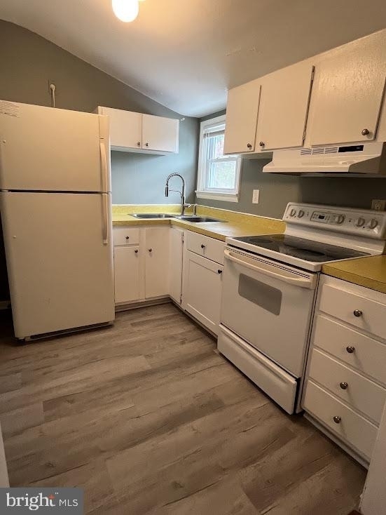 12324 Greenspring Avenue - Photo 4