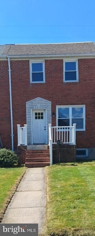 2720 Plainfield Road - Photo 0