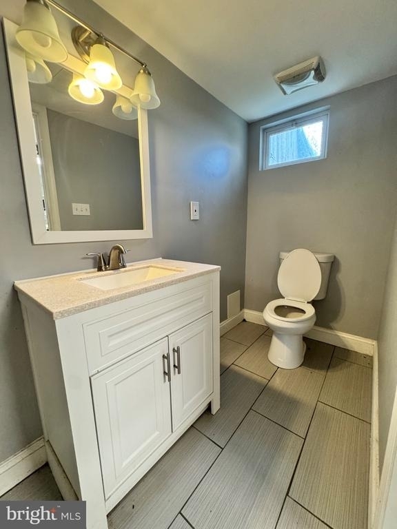 2720 Plainfield Road - Photo 9