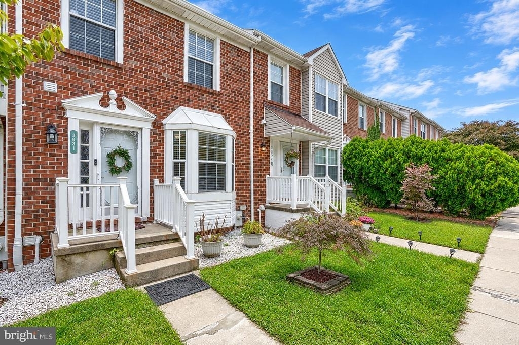3831 Glenview Terrace - Photo 1