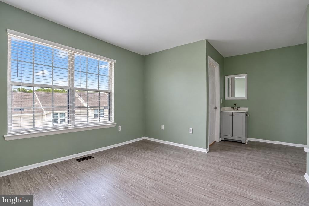 3831 Glenview Terrace - Photo 15