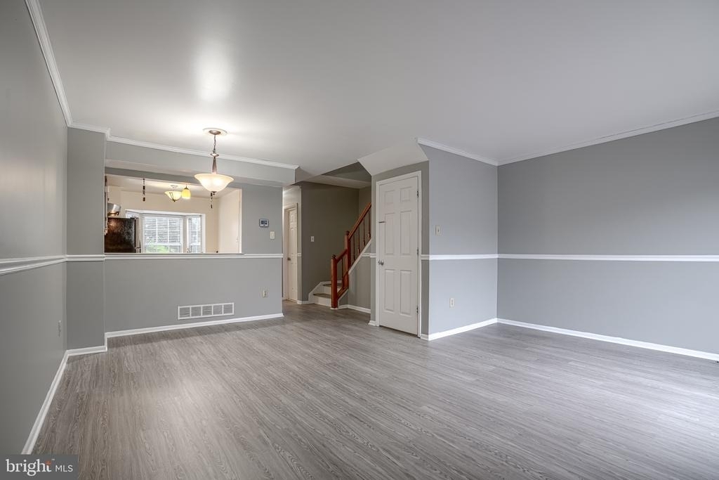 3831 Glenview Terrace - Photo 9
