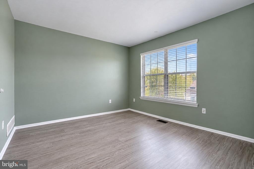 3831 Glenview Terrace - Photo 16