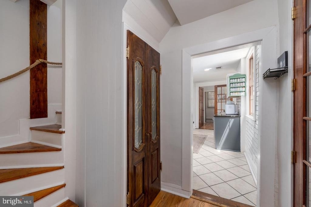 521 S Ann Street - Photo 8